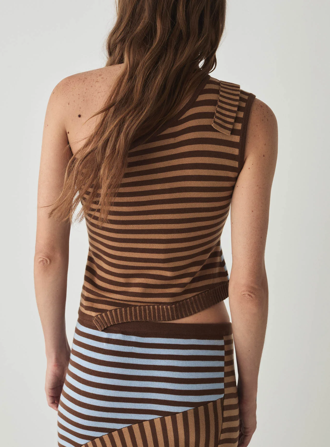ANISE STRIPED BROWN ASYMMETRIC TOP - Image 2