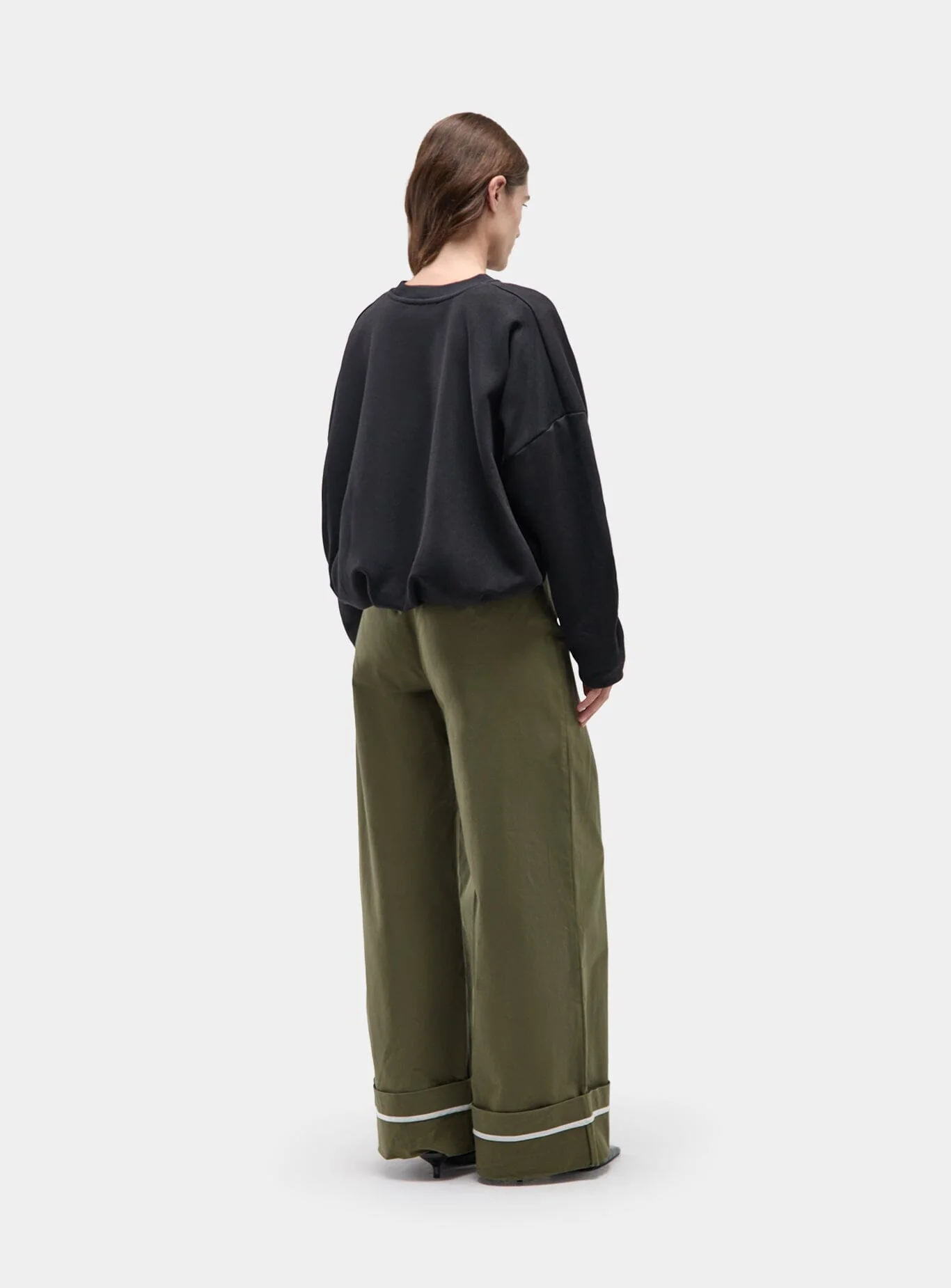 KELLY BLACK SWEATSHIRT - Image 4